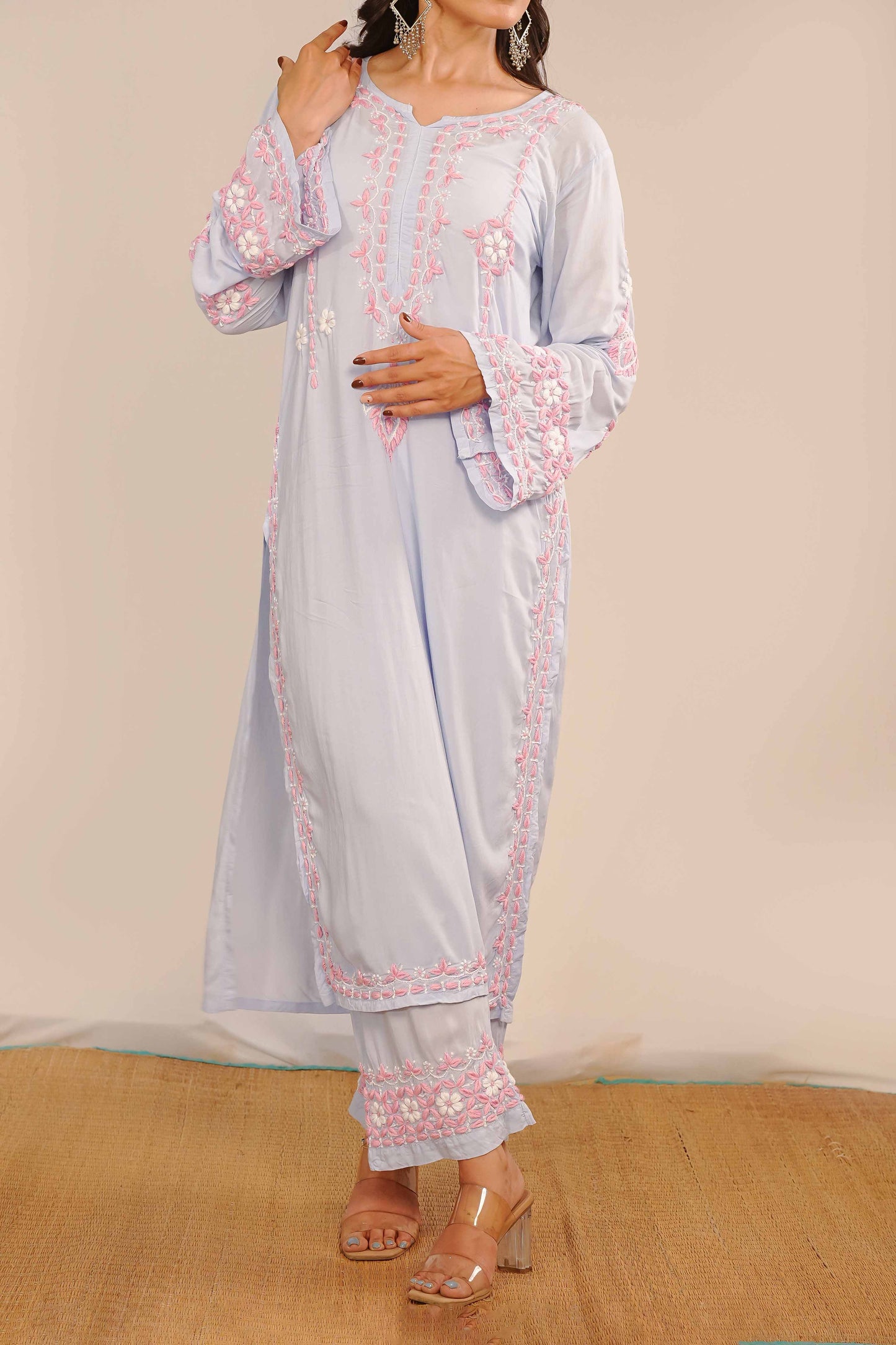 Intricately embroidered modal blue co-ord set with traditional Lucknowi chikankari.
Combines the soft comfort of modal with Art of Awadh grace for office and dayout wear.
