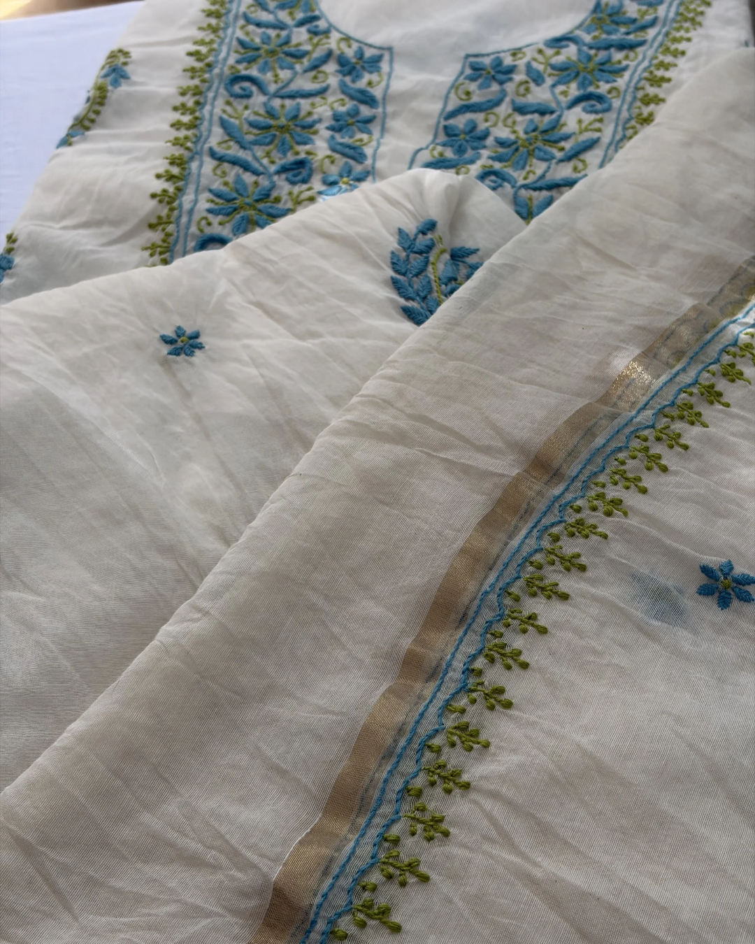 Soft pastel mul chanderi unstitched fabric ensemble.
Lucknowi chikankari art of awadh for summer day styling.
