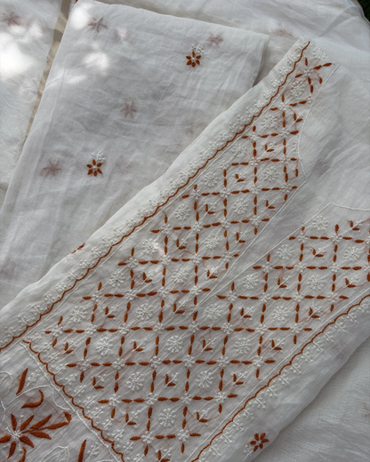 Breathable mul chanderi unstitched two-piece set.
Lucknowi chikankari art of awadh for comfortable summer wear.
