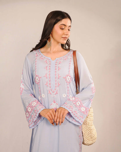 Minimalist modal blue co-ord set featuring delicate Lucknowi chikankari artistry.
Designed by Art of Awadh to transition seamlessly from office wear to casual day out events.
